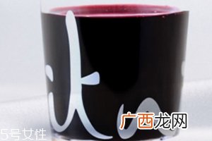 花青素可以美白吗？女人就应该吃点花青素