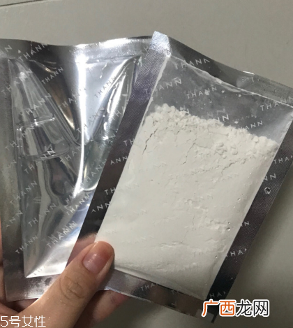 奥伦纳素冰白面膜和thann紫苏面膜哪个好用 泰国网红面膜