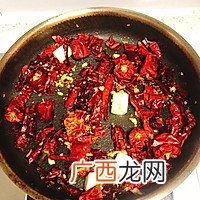川菜明星辣子鸡丁