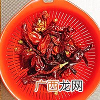 川菜明星辣子鸡丁
