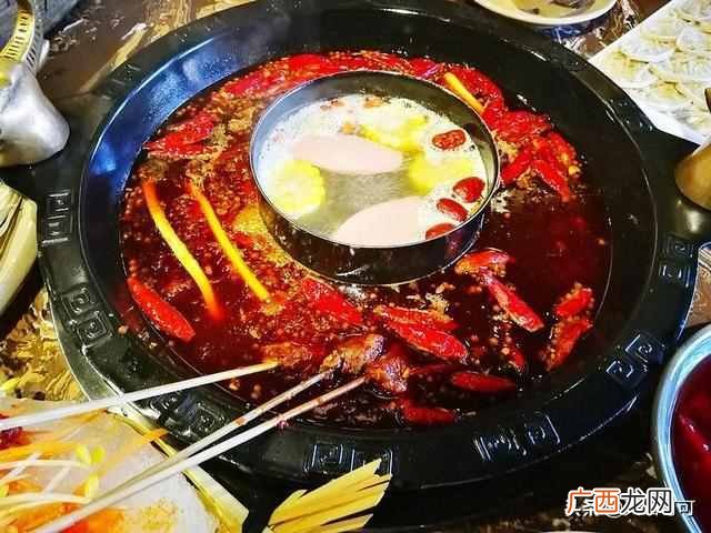 红油是什么油做出来的(8个技术点熬出一锅好红