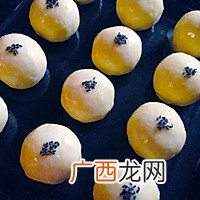 黄油版 清真派的_蛋黄酥
