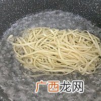 快手炒面条