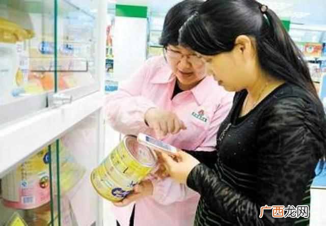 宝宝喝什么奶粉最接近母乳还不上火（营养师：