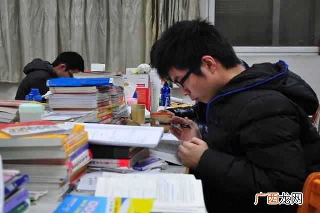 一般考研专业课什么时候开始准备（高分学长教