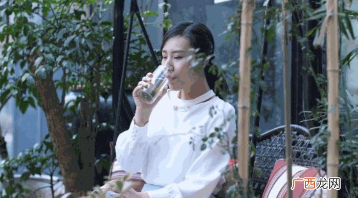 喜欢喝茶的人都有这样一个共性 爱茶的女人都有一个共同点