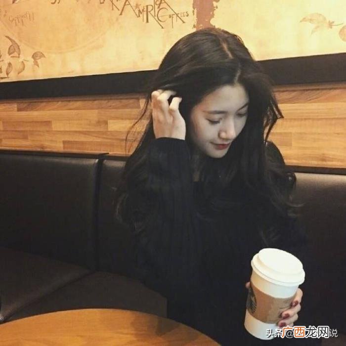 整理了一些官宣结婚的超甜小短句 低调宣布结婚短句
