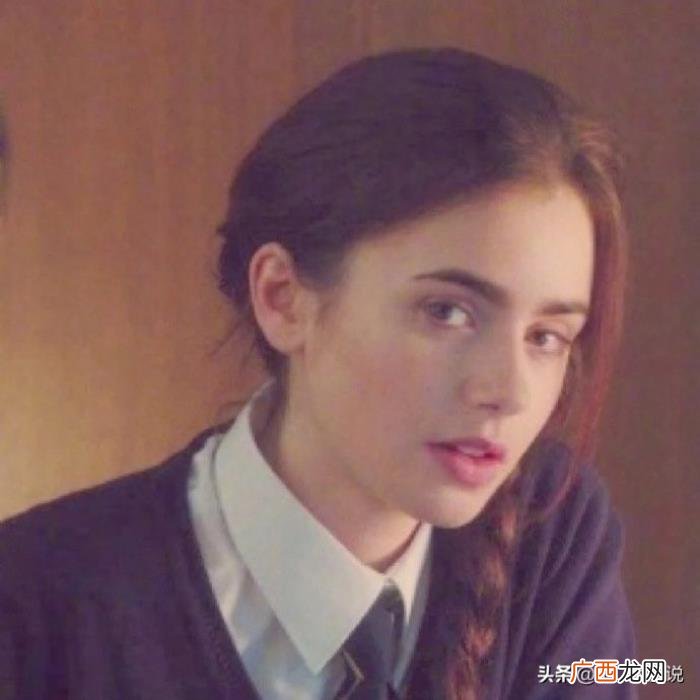 整理了一些官宣结婚的超甜小短句 低调宣布结婚短句