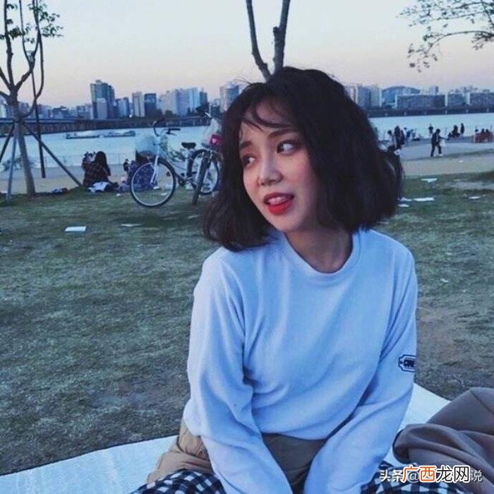 整理了一些官宣结婚的超甜小短句 低调宣布结婚短句