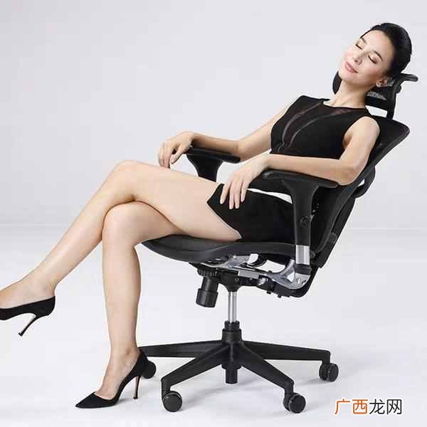 游戏电脑椅什么牌子好（3大电脑椅品牌揭开家居