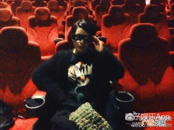 杨佑宁女朋友，38岁杨佑宁升级当爸