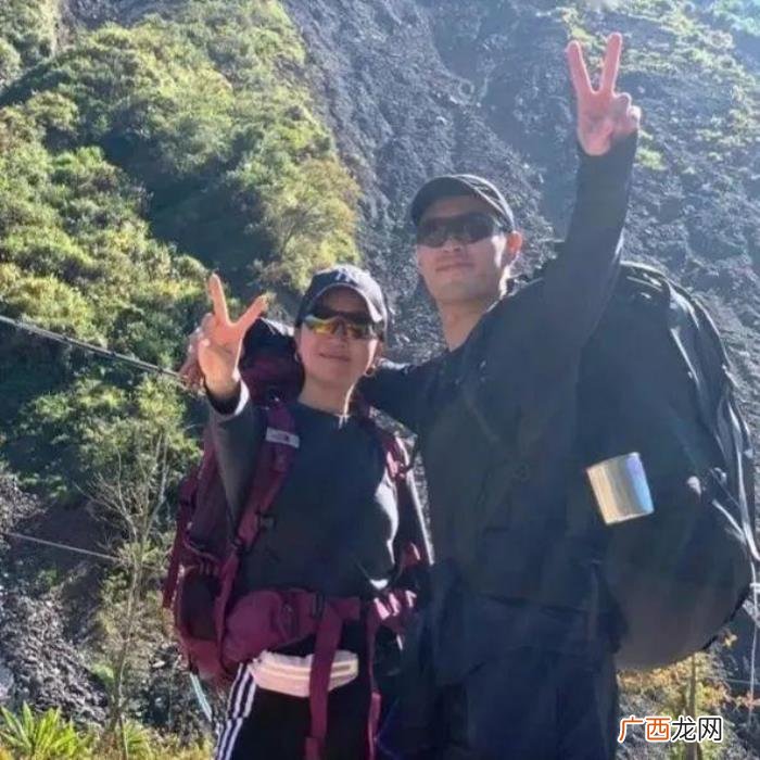 杨佑宁女朋友，38岁杨佑宁升级当爸