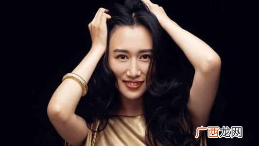 真正的暖男是什么样子的（贾乃亮从暖男人设到
