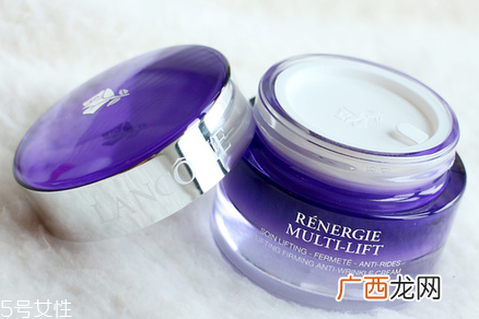 乳液和面霜的正确使用方法 日常基础护肤