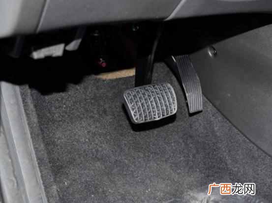 汽车离合器是什么踏板（听老司说干式离合器和