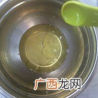 原味戚风蛋糕卷
