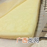原味戚风蛋糕卷
