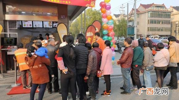 适合20平米小店的生意,步行街做什么生意比较好
