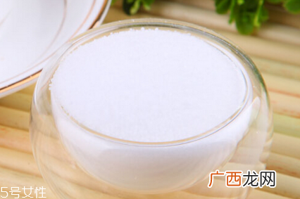 食盐去黑头有用吗 食盐去黑头的方法步骤