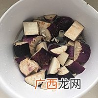 附茄子不油腻的小窍门 粤菜-咸鱼茄子煲