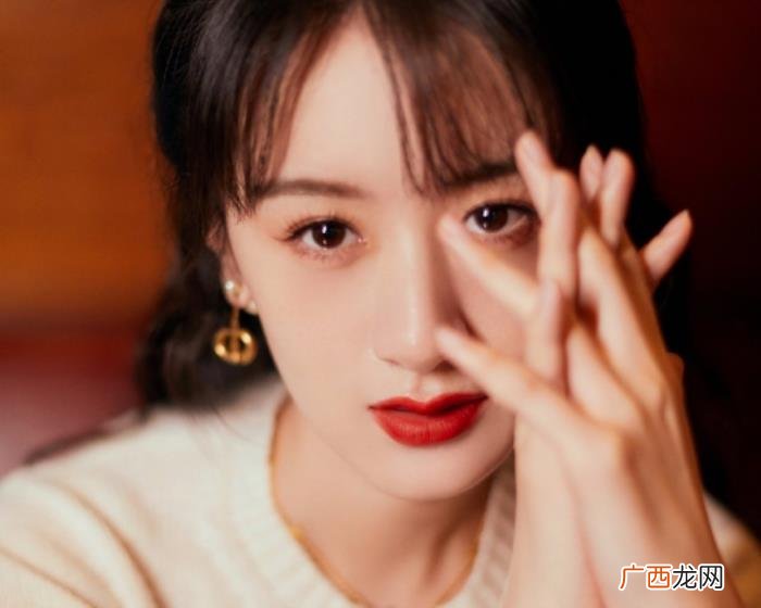 成毅袁冰妍是什么关系,成毅袁冰妍关系又近一步