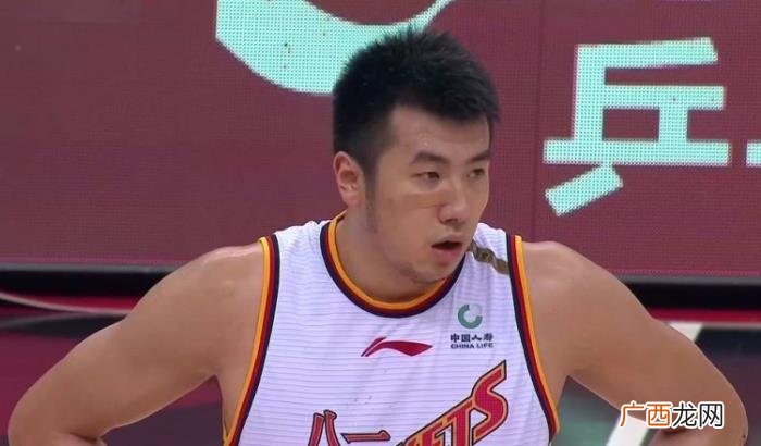 邹雨宸祝自己生日快乐 祝自己生日快乐