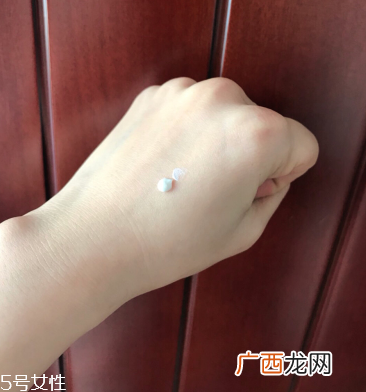 油皮适合的防晒霜推荐 清透无感防晒黑