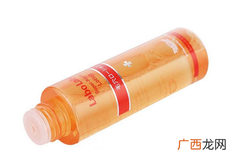城野医生毛孔收敛水配什么乳液 湿敷效果最佳
