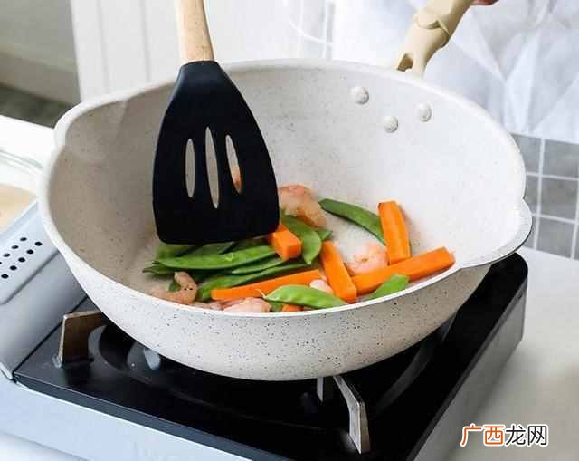 麦饭石不粘锅是什么材质对人体的危害（地质学
