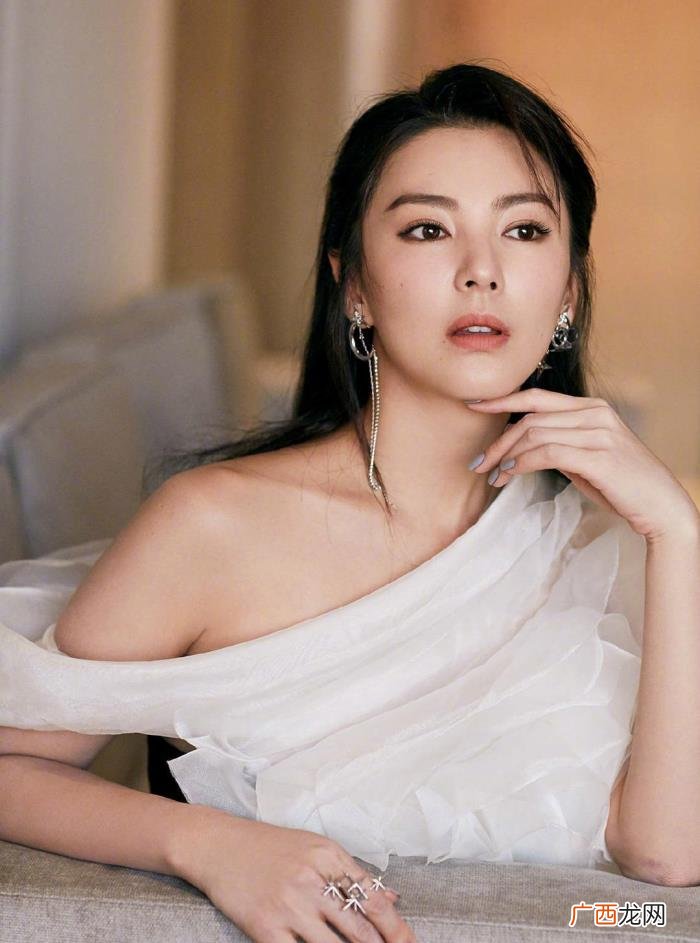 异性缘好的女生特点,脸上有这5个特征的女生