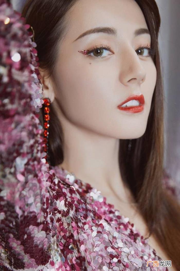 异性缘好的女生特点,脸上有这5个特征的女生
