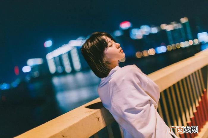 抖音里让人戳心的爱情个性签名 爱情的个人签名