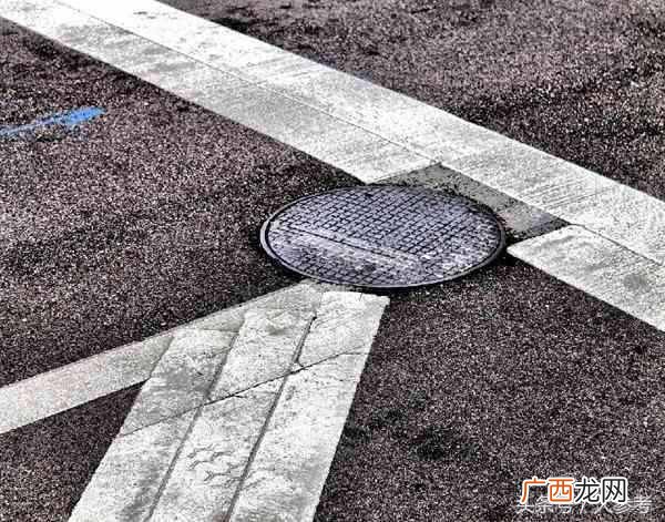 井盖为什么是圆的而不是方的答案是什么（有这