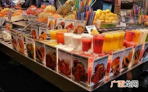 开一家鲜榨果汁店详细设备（鲜榨果汁店如何做