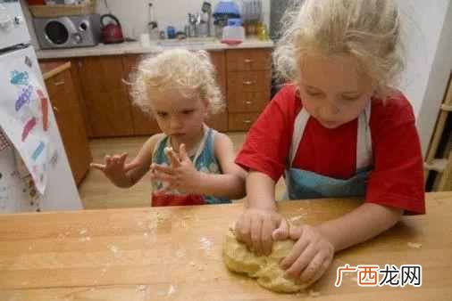 家长最值得给孩子投资的教育是什么（孩子教育