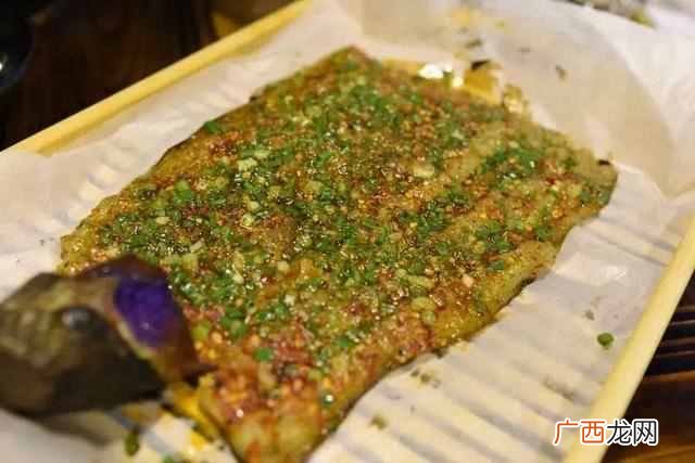 一家特色烧烤店都有什么产品（美食博主告诉你