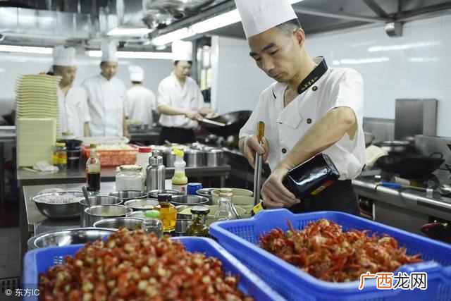 开个小餐馆需要什么厨具（开一家成功的餐馆，