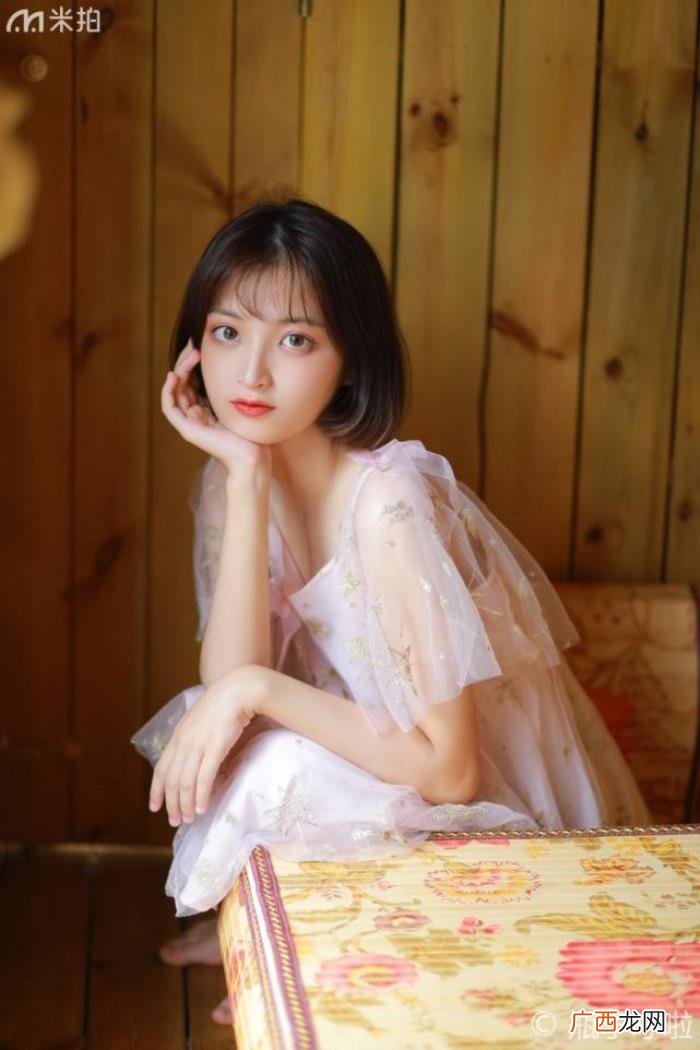 18岁少女唯美私房 唯美女生图片