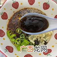 减脂期必吃的酸爽开胃的手撕柠檬鸡