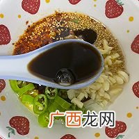 减脂期必吃的酸爽开胃的手撕柠檬鸡