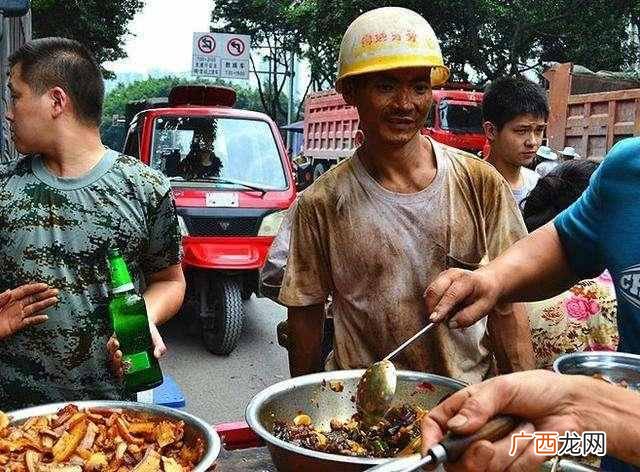 人流大的工厂生活区适合做什么生意（3种适合女