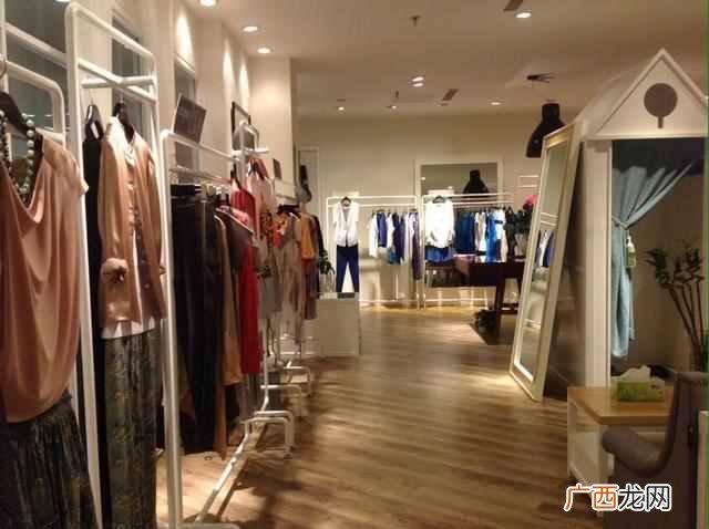 服装店地面装修材料用哪种最好（5个服装店装修