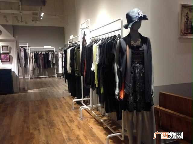 服装店地面装修材料用哪种最好（5个服装店装修