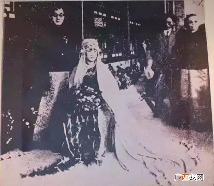 徐志摩的爱情故事，徐志摩和他的三个女人