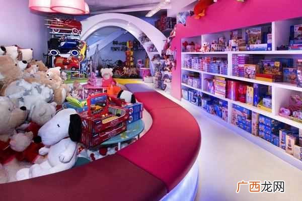 在幼儿园门口做什么食品生意赚钱（幼儿园附近
