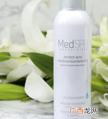 保湿喷雾可以喷头发吗？解决头发干枯问题