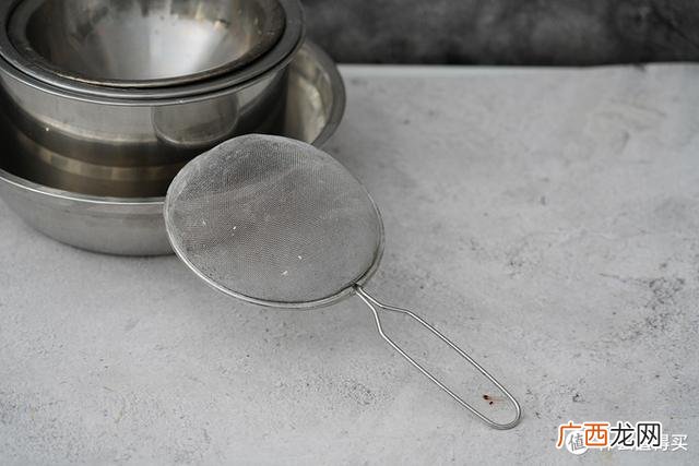 做蛋糕的设备需要多少钱 做蛋糕投资多少钱