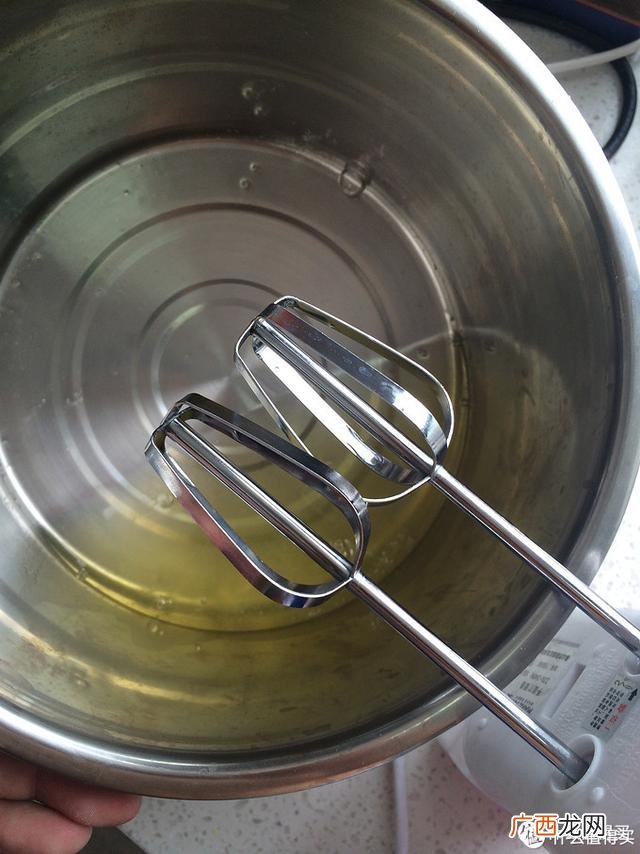 做蛋糕的设备需要多少钱 做蛋糕投资多少钱