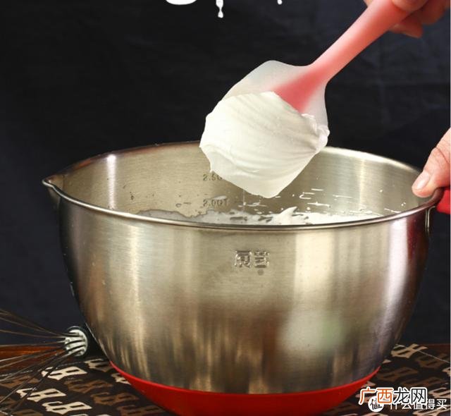 做蛋糕的设备需要多少钱 做蛋糕投资多少钱