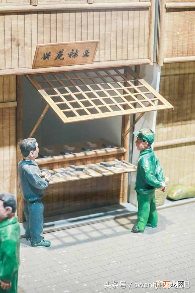 摆地摊卖袜子什么地方好卖(4种最适合人穿的袜